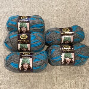 Lion Brand Wool-Ease Thick & Quick Yarn in Blue Jay Lot of 5 New